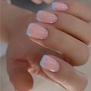 24 Pink & Blue Short Square Fake Press On Nails Kit